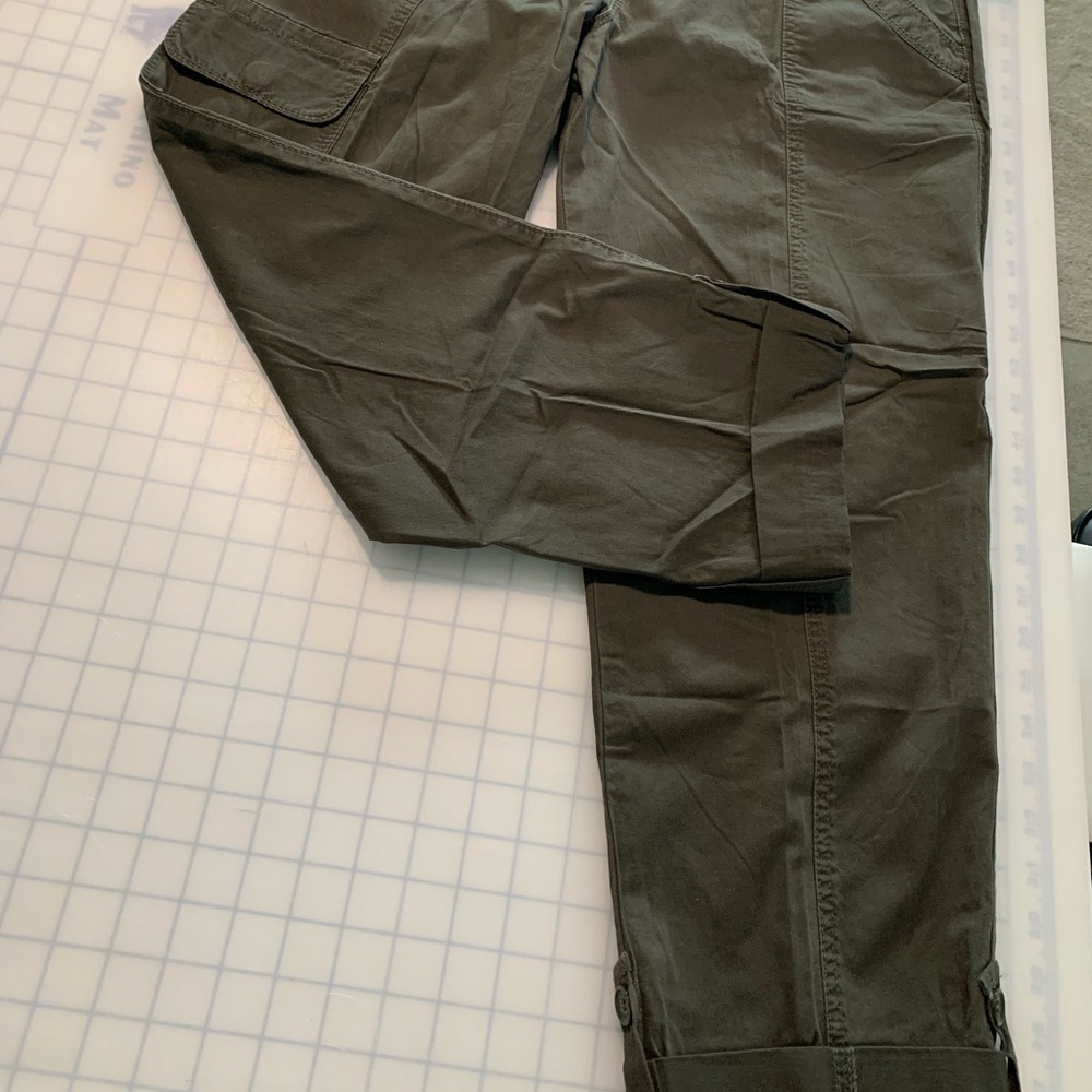 Calvin Klein Women’s Cargo Pants, Size 10, Color Black Olive